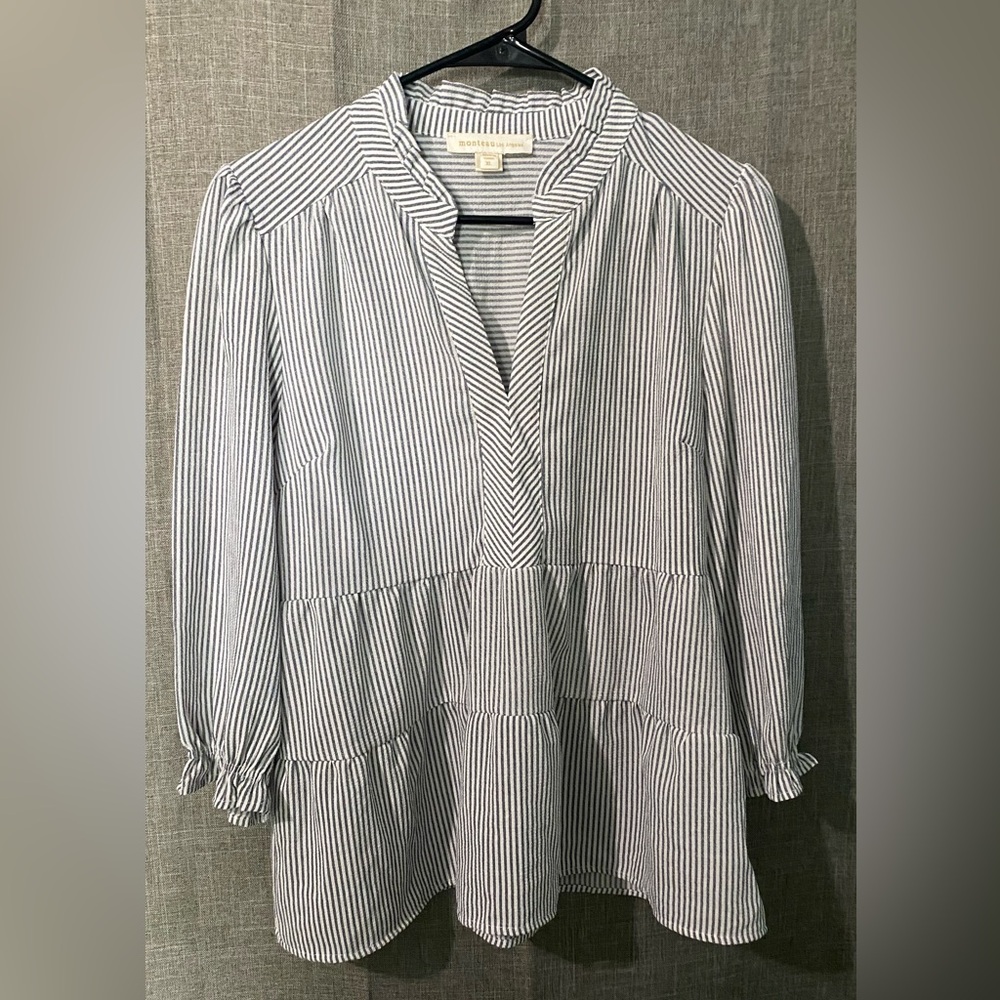 Monteau Women's Gray Striped Gauzy Blouse XL Long Sleeve Slot Collar Tiered Hem